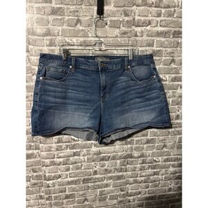 Torrid Dark Wash Jean Short‎
